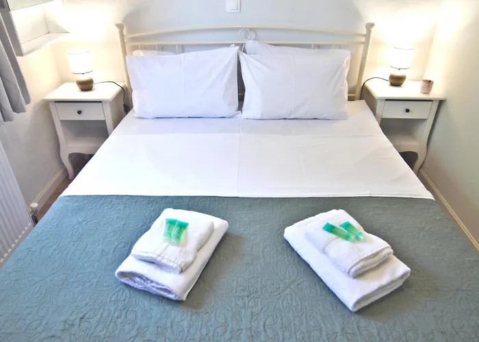 τhe οld Watermill Manor *