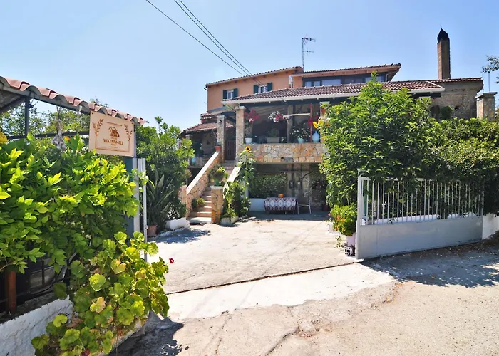 τhe οld Watermill Manor *