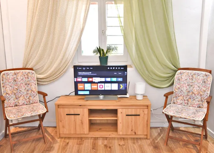 τhe οld Watermill Manor Apartament Agios Nikolaos (Corfu)