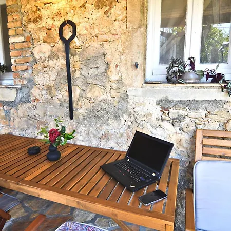 τhe οld Watermill Manor Appartement