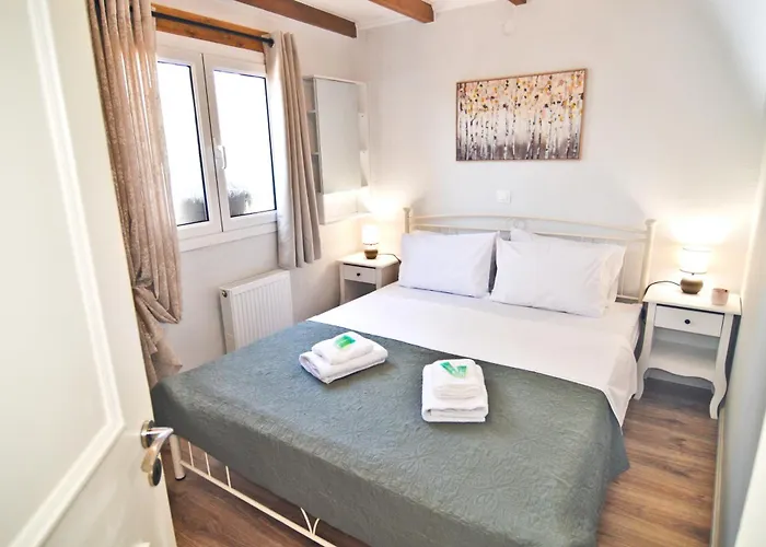 τhe οld Watermill Manor Apartment *
